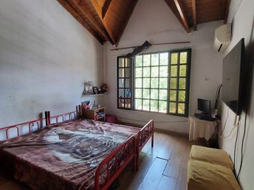 VENTA CASA 6 AMBIENTES