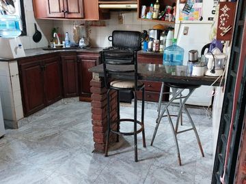 VENTA CASA 6 AMBIENTES