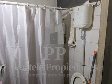 CASA DE 4 AMBIENTES,  CIUDADELA