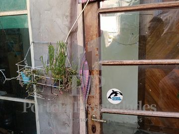 CASA DE 4 AMBIENTES,  CIUDADELA