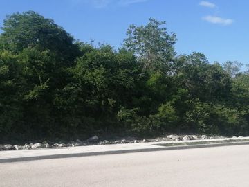 Terreno en privada Kantara 525m2 listo para construir