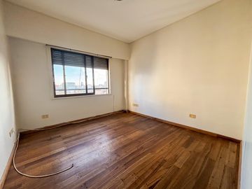 Departamento en venta de 2 dormitorios con cochera fija cubierta y amenities en Palermo