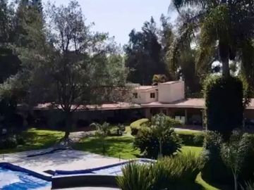 HERMOSA QUINTA EN TESISTAN OPORTUNIDAD UNICA