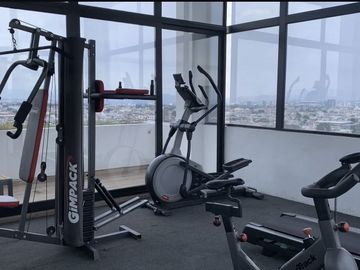 HERMOSO DEPARTAMENTO AMUEBLADO EXCELENTE UBICACION