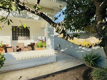 A UNA CUADRA DEL MALECON EXCELENTE UBICACION LINDA CASA EN CHAPALA JALISCO