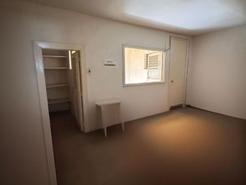 PARA HABITAR O USO COMERCIAL CASA EN VENTA JARDINES DEL BOSQUE