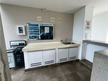 SE VENDE APARTAMENTO EN ALFAGUARA, EXCLUSIVO Y ESPACIOSO