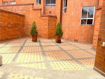 Venta Apartamento Laureles con zonas comunes top