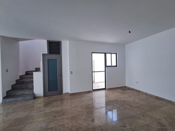 CASA RESIDENCIAL EN XOCHITEPEC