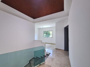 CASA EN VENTA EN LOMAS DE JIUTEPEC