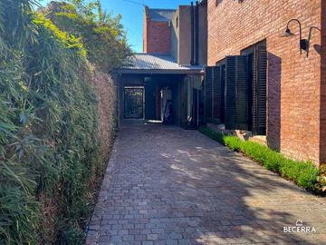 Casa en venta en Hurlingham