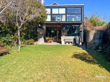 Casa en venta en Hurlingham