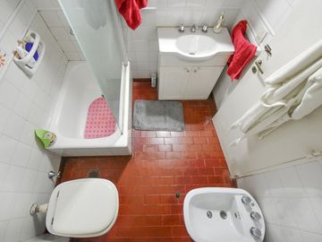 Venta departamento 2 ambientes en San Isidro Oport