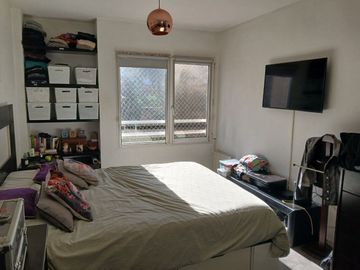 VENTA DEPTO 5 AMB CON JARDIN Y COCHERA SAN ISIDRO