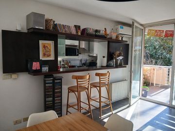 VENTA DEPTO 5 AMB CON JARDIN Y COCHERA SAN ISIDRO