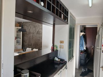 VENTA DEPTO 5 AMB CON JARDIN Y COCHERA SAN ISIDRO
