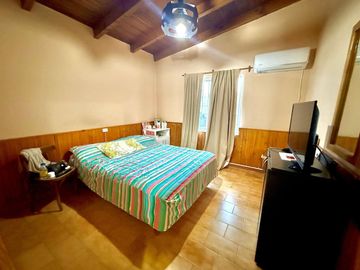 VENTA CASA 3 HABITACIONES B° BOUQUET ROLDAN