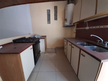 VENTA CASA 2 DORMITORIOS