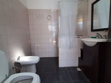 VENTA CASA 2 DORMITORIOS