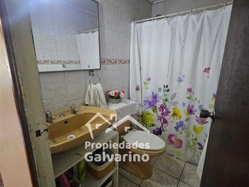 Casa en Venta en av 3 ponientes con Carlos reyes