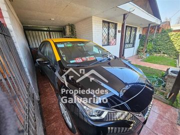 Casa en Venta en av 3 ponientes con Carlos reyes