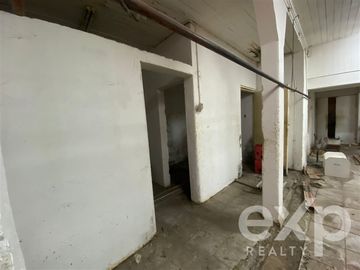 Industrial en Venta en Caminando 10 minutos del Metro el Bosque