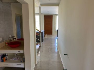VENTA CASA COUNTRY GOLF CARLOS PAZ CORDOBA