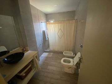 VENTA CASA COUNTRY GOLF CARLOS PAZ CORDOBA