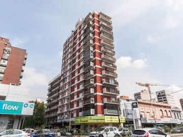 VENTA DEPTO 3 AMB CON PATIO EN EL CENTRO DE LANUS