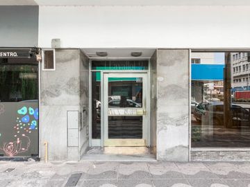 VENTA DEPTO 3 AMB CON PATIO EN EL CENTRO DE LANUS