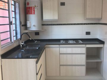 Venta duplex 3 ambientes Del Viso Las Thiaras