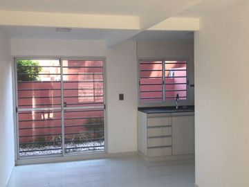 Venta duplex 3 ambientes Del Viso Las Thiaras