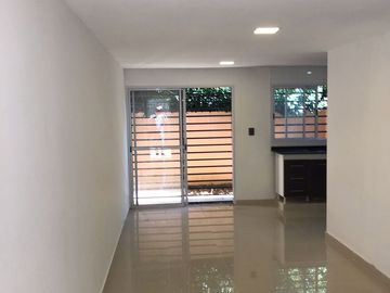 Venta duplex 3 ambientes Del Viso Las Thiaras