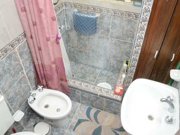 VENTA CASA 375M2 4MANBIENTES VILLA TESEI
