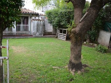 VENTA CASA 375M2 4MANBIENTES VILLA TESEI