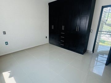 Casa en Esquina en Venta en PUNTA ESMERALDA privada con Alberca