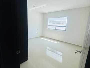 Casa en Esquina en Venta en PUNTA ESMERALDA privada con Alberca