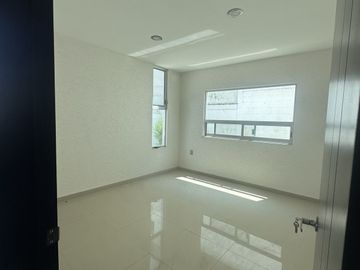Casa en Esquina en Venta en PUNTA ESMERALDA privada con Alberca