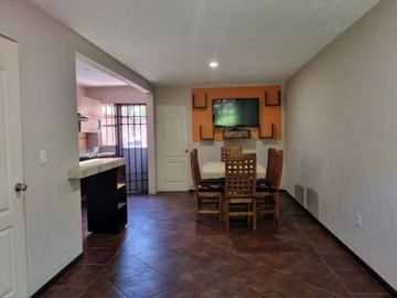 Casa en venta en Arco Antiguo, Yautepec – 3 recámaras, alberca y áreas verdes
