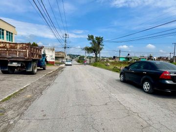 Terreno comercial en venta en El Refugio