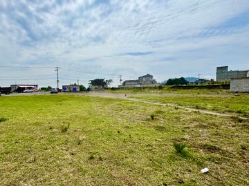 Terreno comercial en venta en El Refugio
