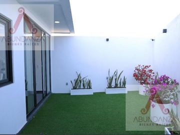 CASA NUEVA CERCA DE ZOOLOGICO DE ZACANGO METEPEC VENTA