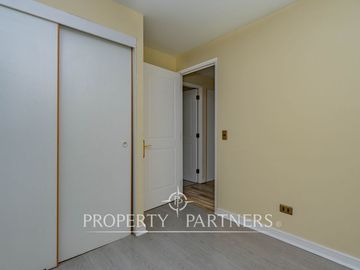 Venta casa en condominio Alto Macul, La Florida. 5d 3b 2e