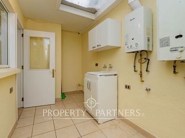 Venta casa en condominio Alto Macul, La Florida. 5d 3b 2e