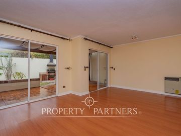 Venta casa en condominio Alto Macul, La Florida. 5d 3b 2e