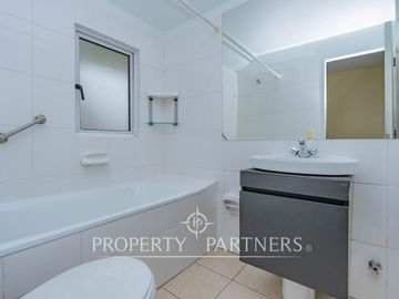 Venta casa en condominio Alto Macul, La Florida. 5d 3b 2e