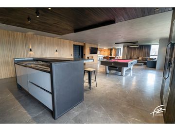 PENTHOUSE DUPLEX EN VENTA EN SAN LUCAS, MEDELLN