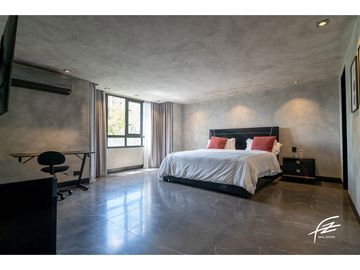 PENTHOUSE DUPLEX EN VENTA EN SAN LUCAS, MEDELLN