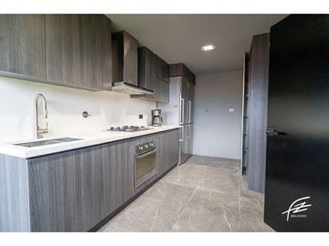 PENTHOUSE DUPLEX EN VENTA EN SAN LUCAS, MEDELLN