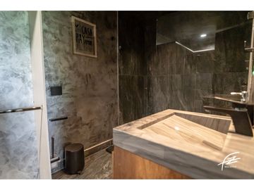 PENTHOUSE DUPLEX EN VENTA EN SAN LUCAS, MEDELLN